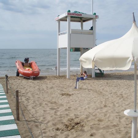 Villa Dei Dogi Lido di Jesolo Eksteriør billede